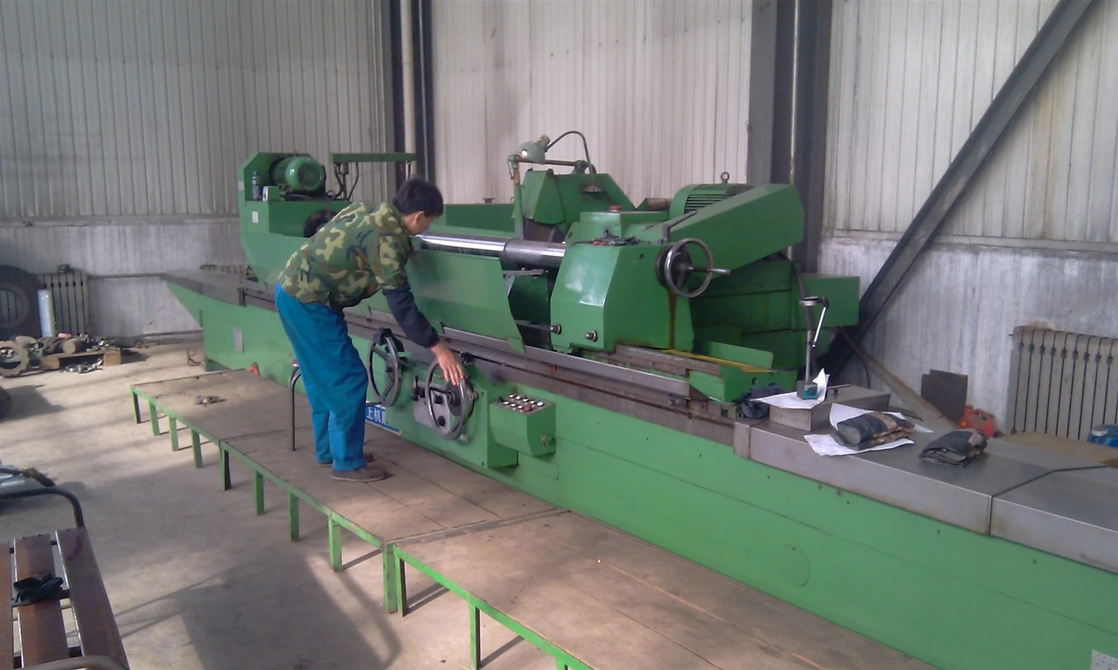 CNC Cylindrical Grinding Machines02