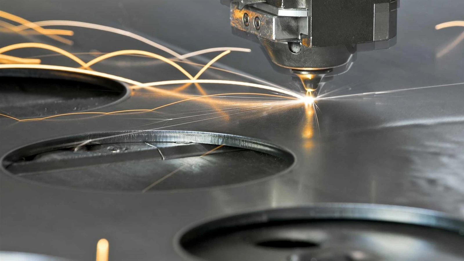CNC-5-axis-machining-centers01